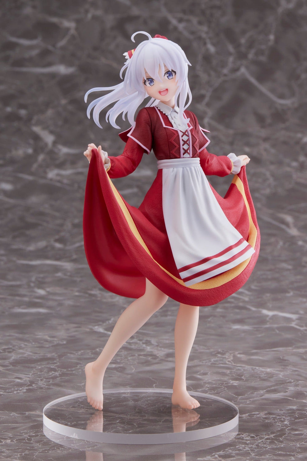 PREORDER Taito Wandering Witch: The Journey of Elaina Coreful Figure - Elaina (Grape-Stomping Girl Ver.)