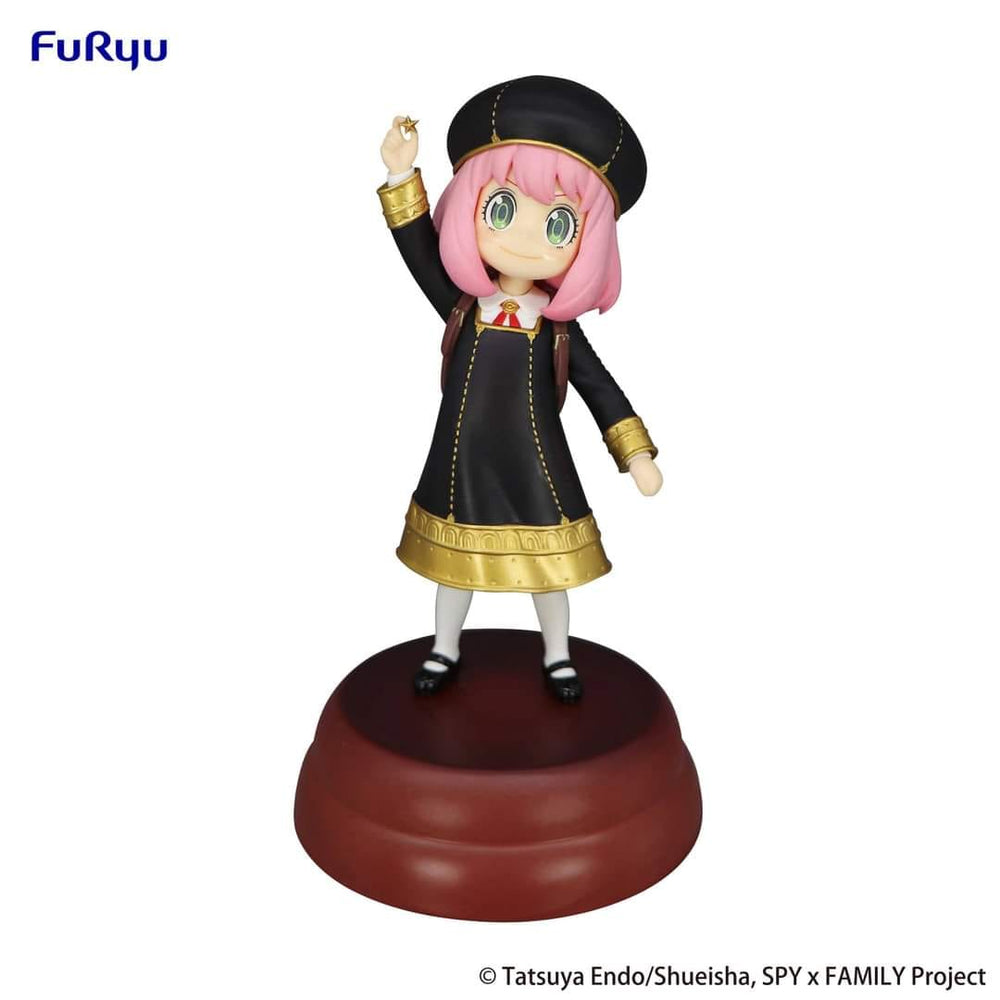 PREORDER FuRyu-SPY FAMILY Exceed Creative Figure -Anya Forger Get a Stella Star-