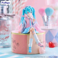 PREORDER FURYU - Hatsune Miku Noodle Stopper Figure -Love
Blazer-