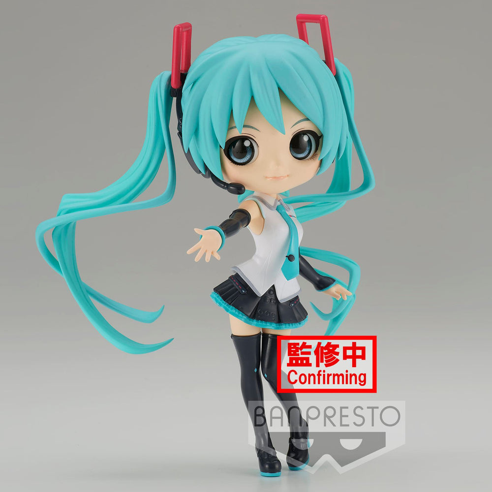 PREORDER Q Posket Hatsune Miku V4X Style (Ver.B)